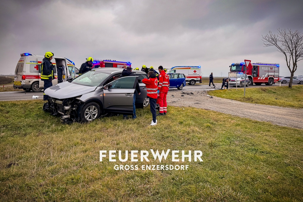 Verkehrsunfall mit mehreren Verletzten
