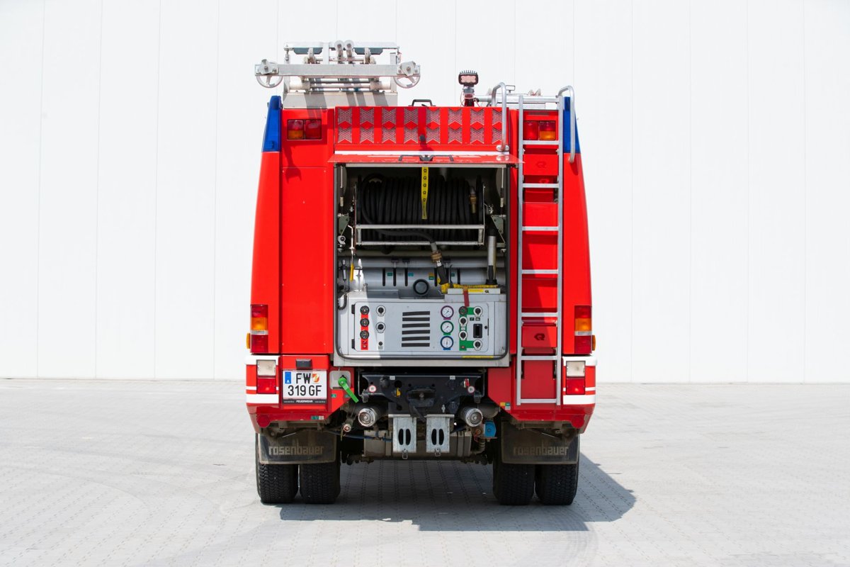 RLF-A-2000 - Pumpenbedienstand